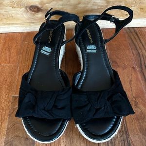 Liz Claiborne Wedge Sandals Women Size 9M, Black
Espadrille Bow Strappy Platform